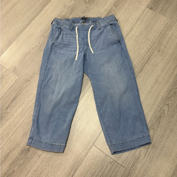 torrid Denim - Torrid Weekend Wide Leg Crop Super Soft Stretch Waist Size 0